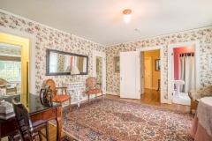 Roses Room